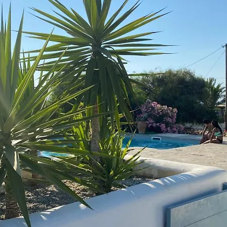 Сasa de vacaciones Casa Magnifica - Large Group, Pool, Jacuzzi, Beach Mikri Vigla
